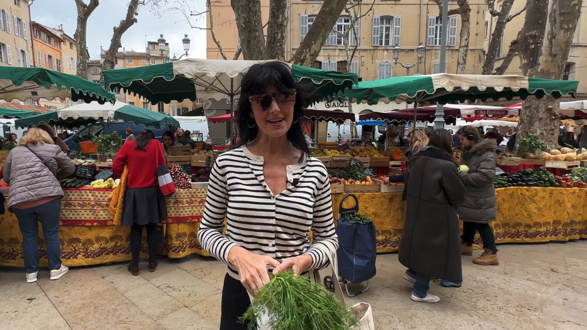 La Vie Debi Lilly – Marché Aix-en-Provence, EP6